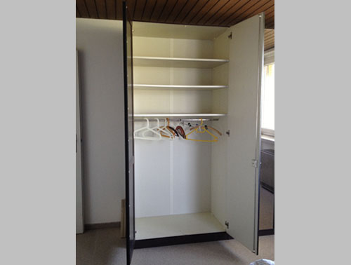 wardrobe with lots of space